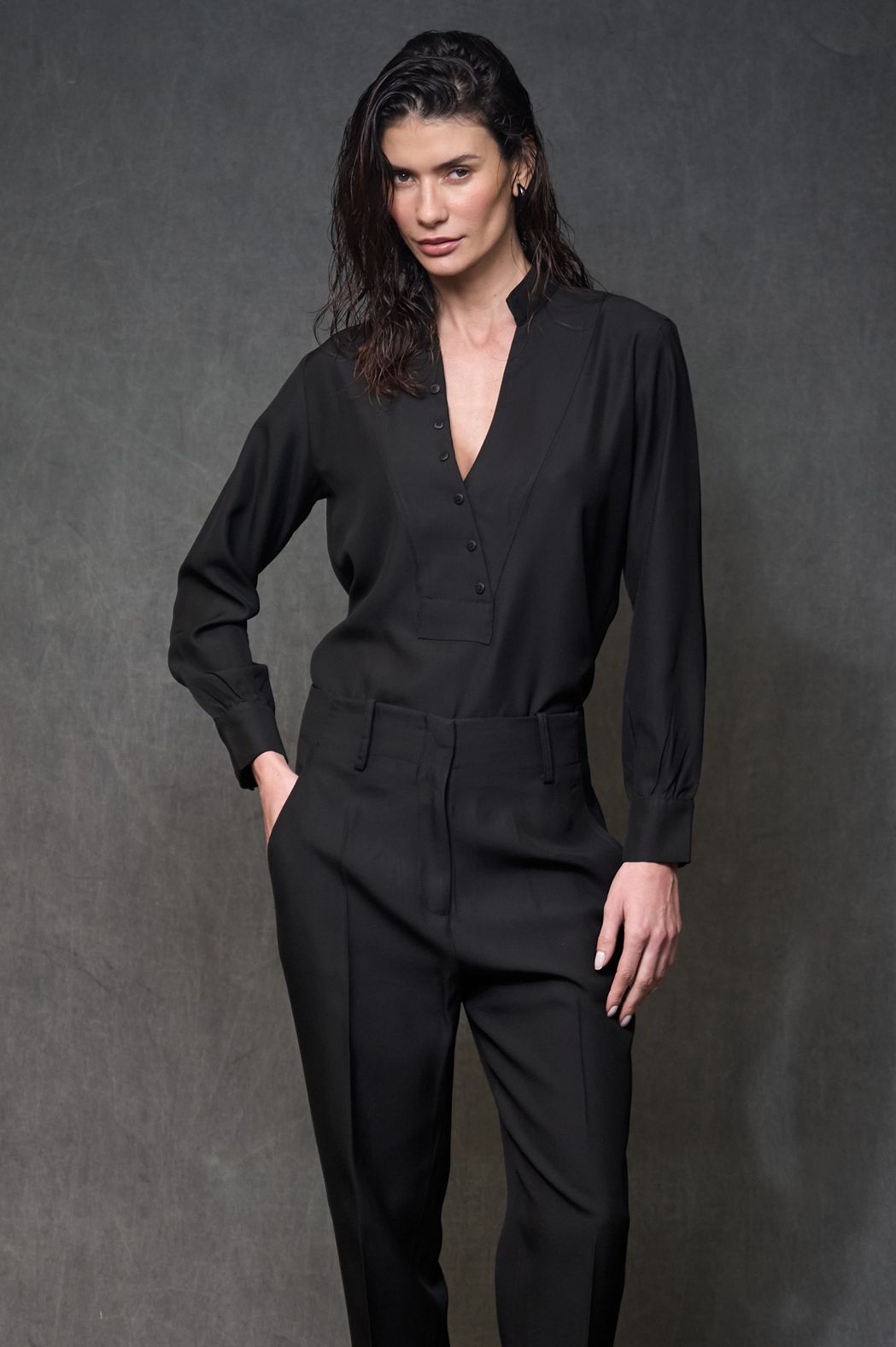 Blusa Crepe Preto Cindy