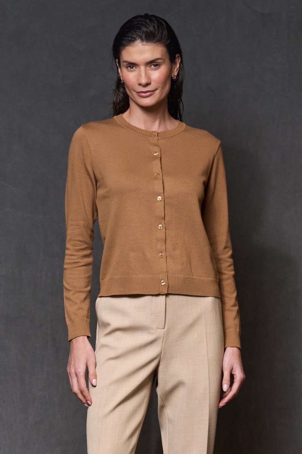 Cardigan Trico Camel Bella