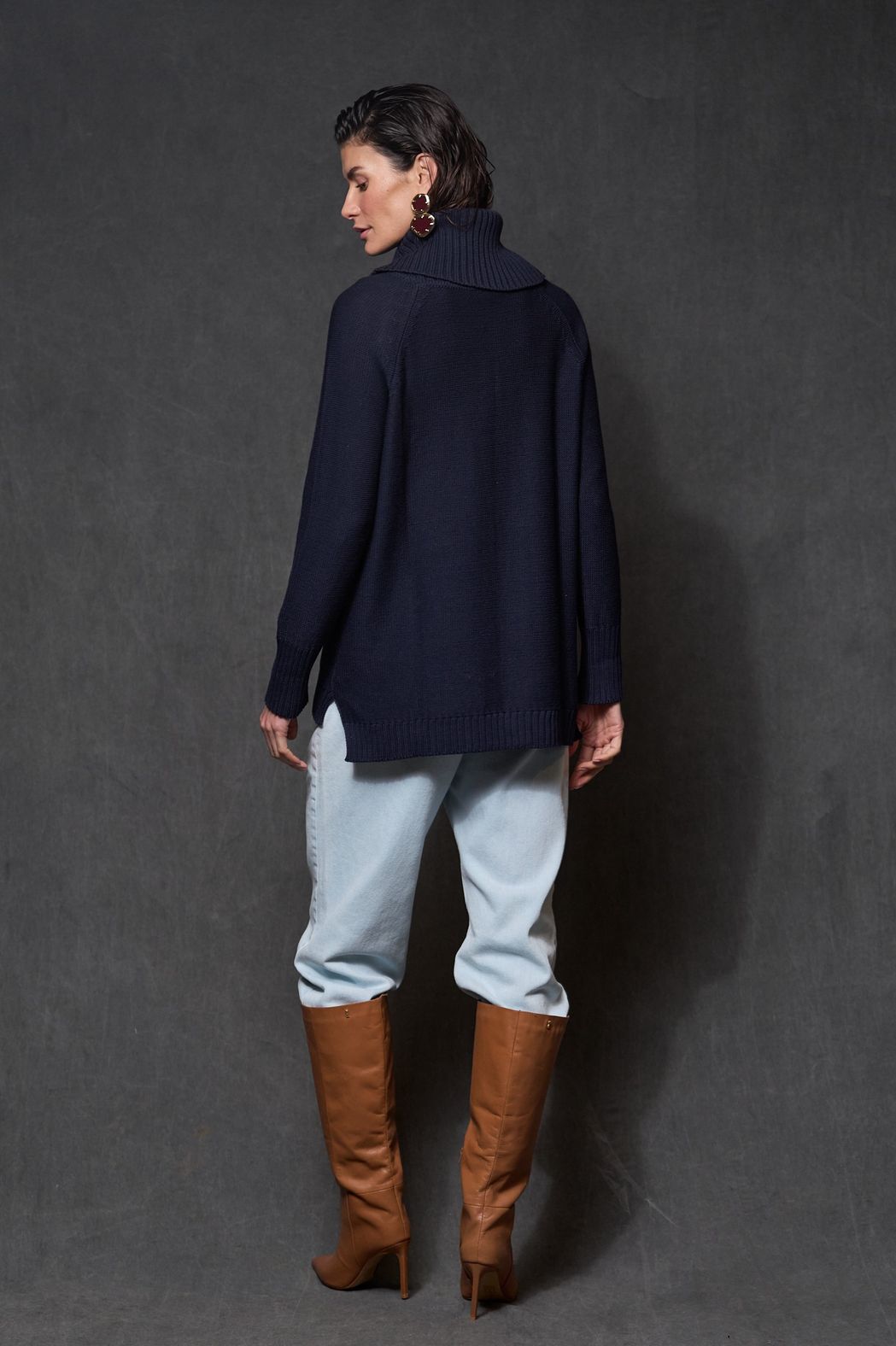 Blusa Trico Gola Alta Marinho Luna