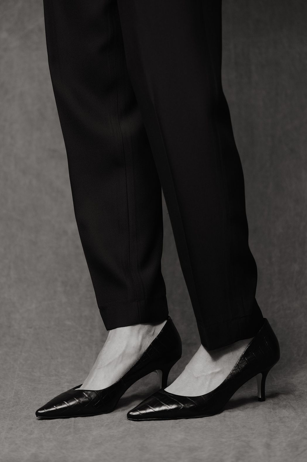 Scarpin Couro Salto 5 Croco Preto Meghan