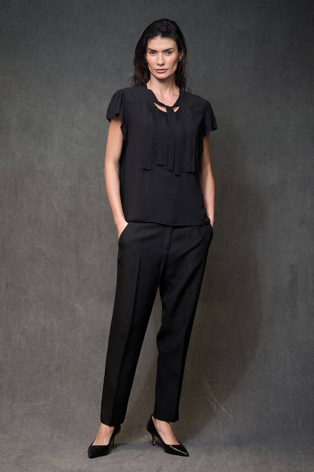 Calça Seca Crepe Preto Tassia