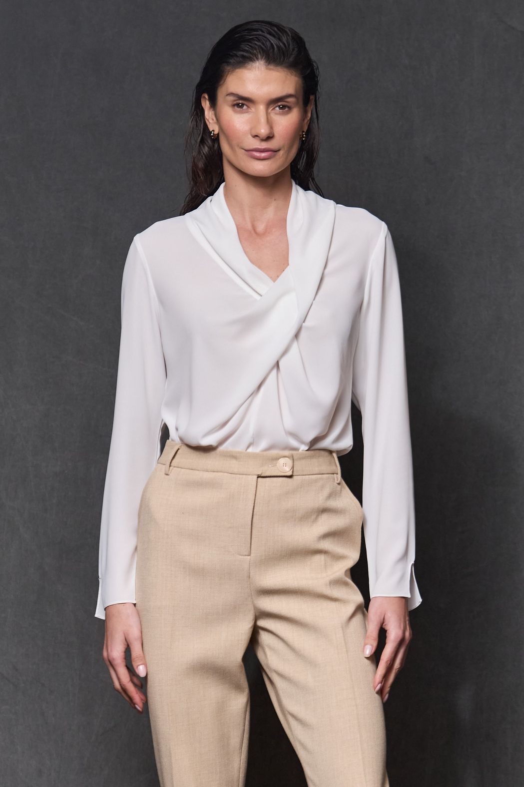 Blusa Crepe Off White Agatha