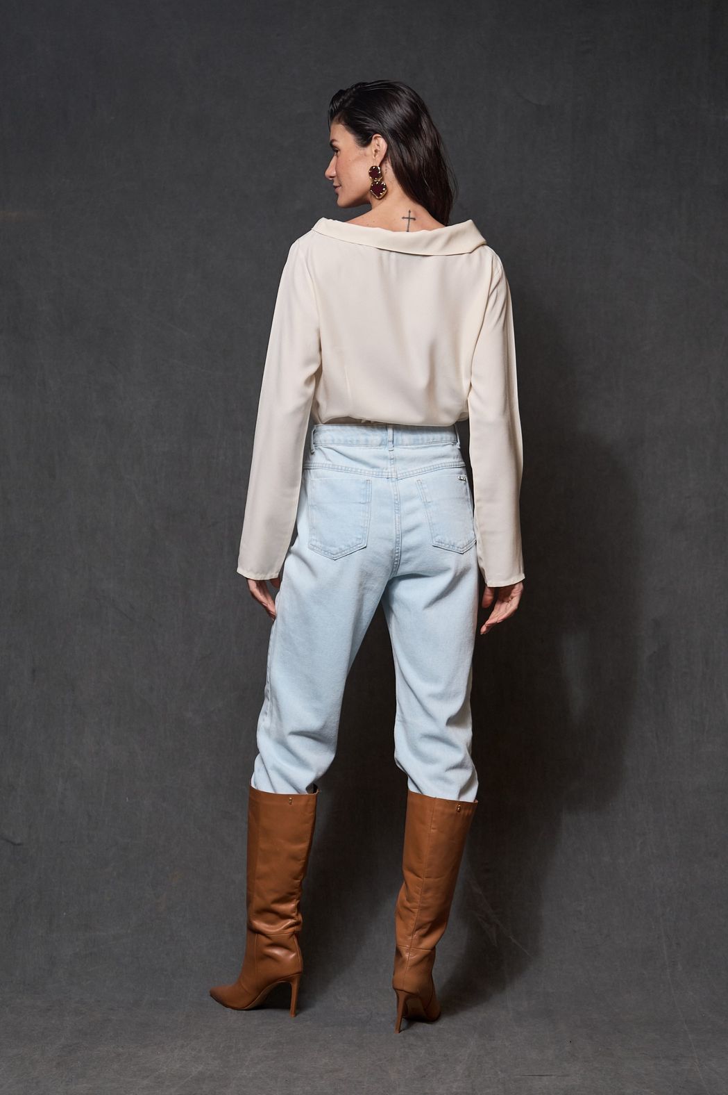 Blusa Crepe Areia Bruna