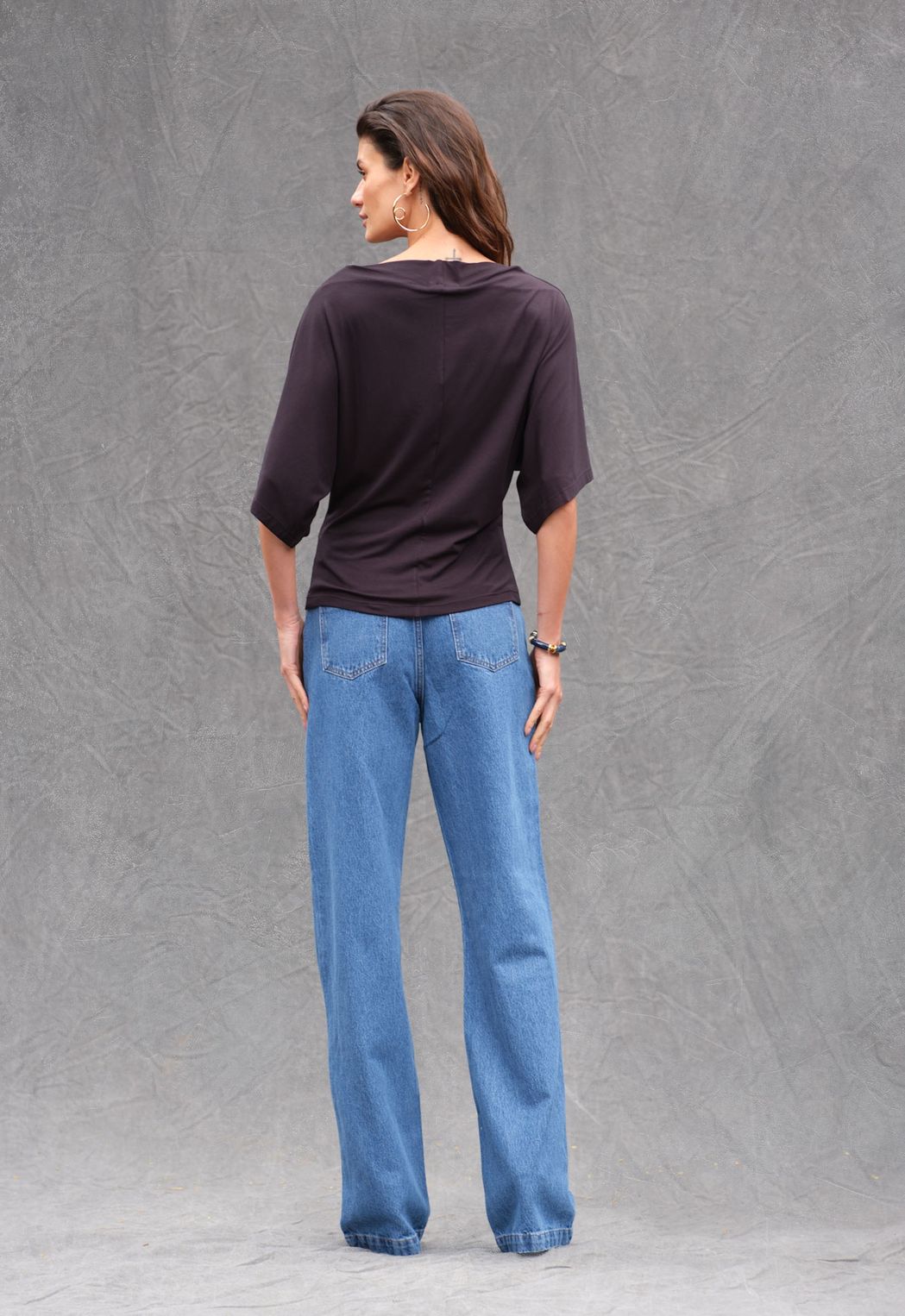 Blusa Decote Canoa Preto Amora