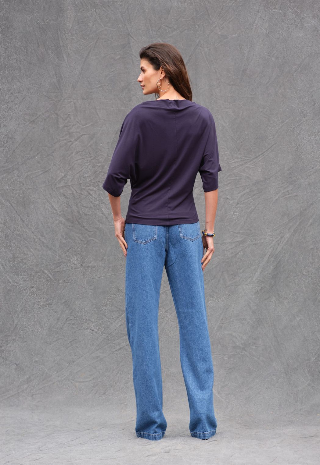 Blusa Decote Canoa Marinho Amora