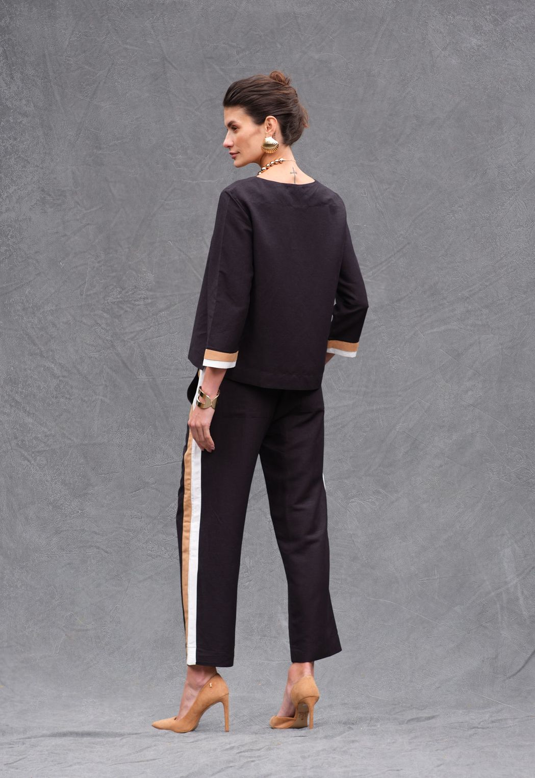 Conjunto Preto Laura