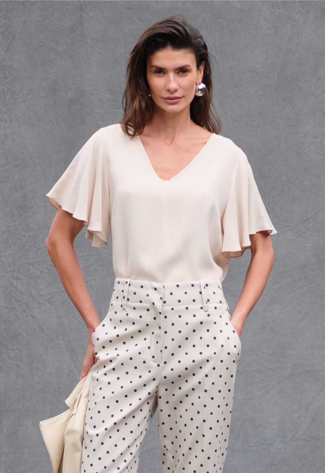 Blusa Crepe Areia Anastacia