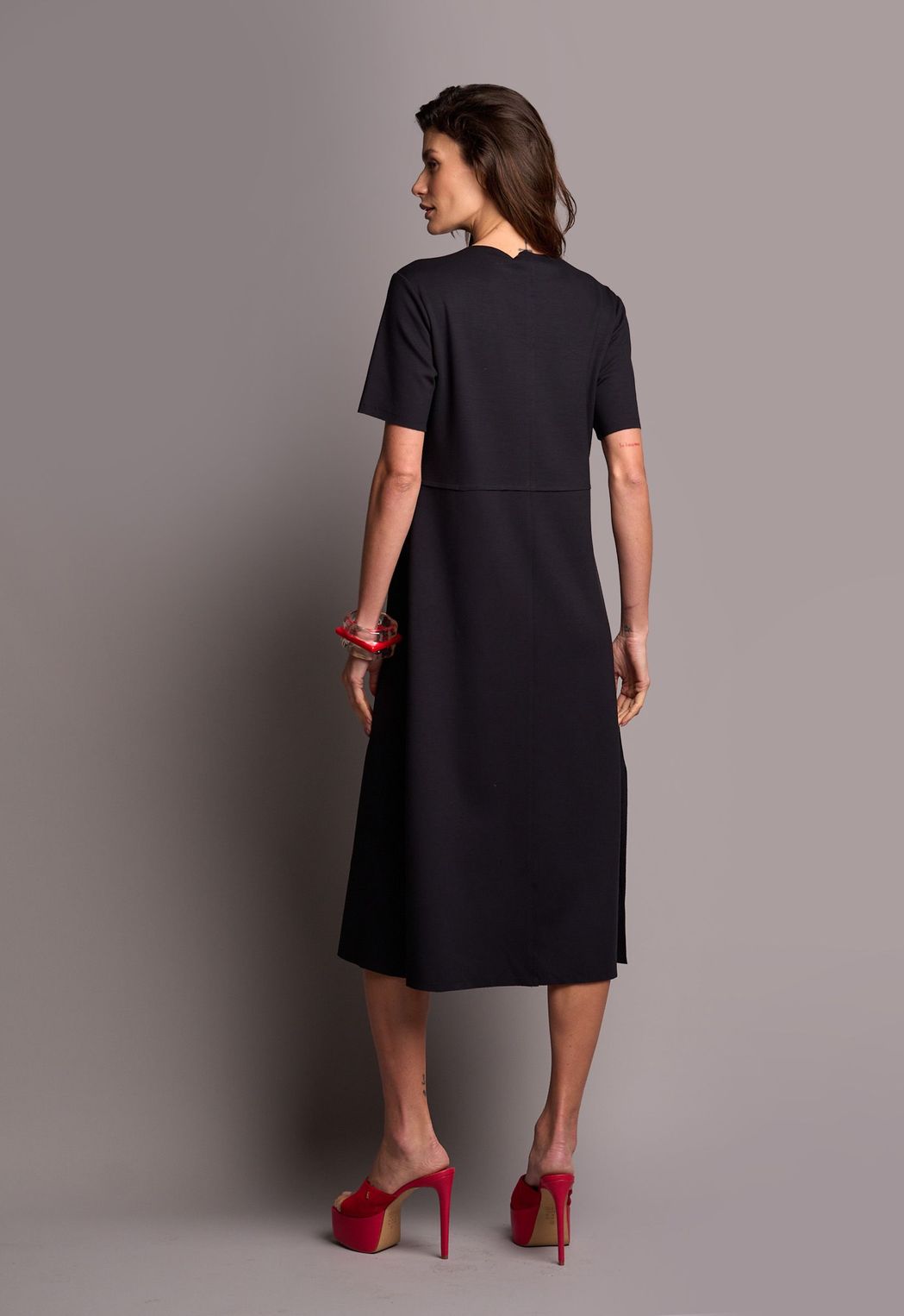 Vestido Corte a Fio Preto Sheila