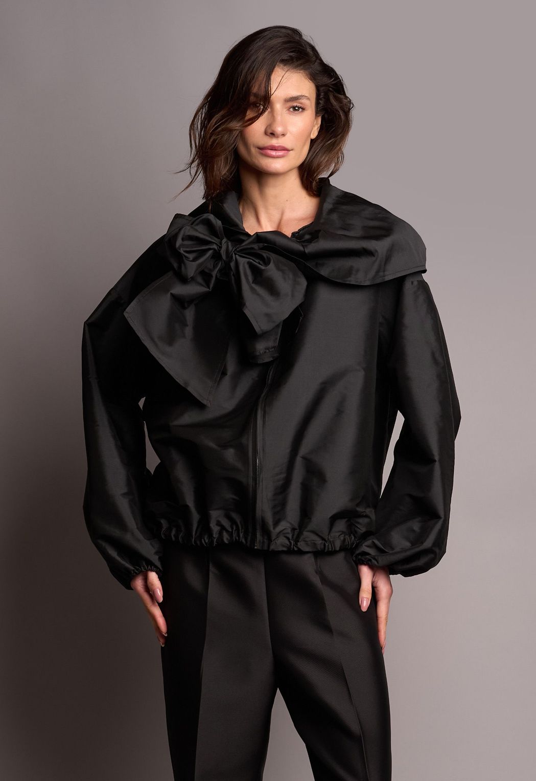Jaqueta Bomber Ampla Tafetá Preto Claire