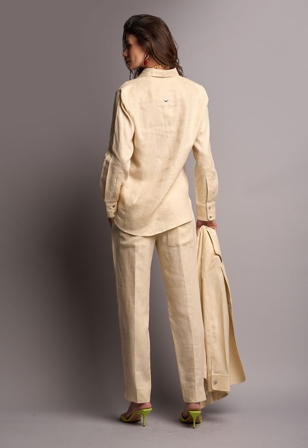 Camisa Alfaiataria Linho Helena