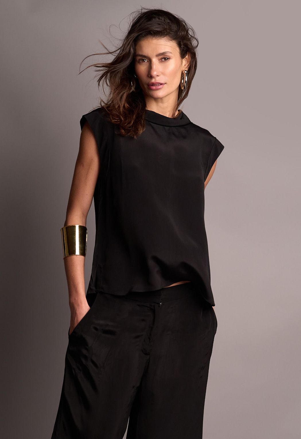 Blusa Crepe Preto Catarina CB
