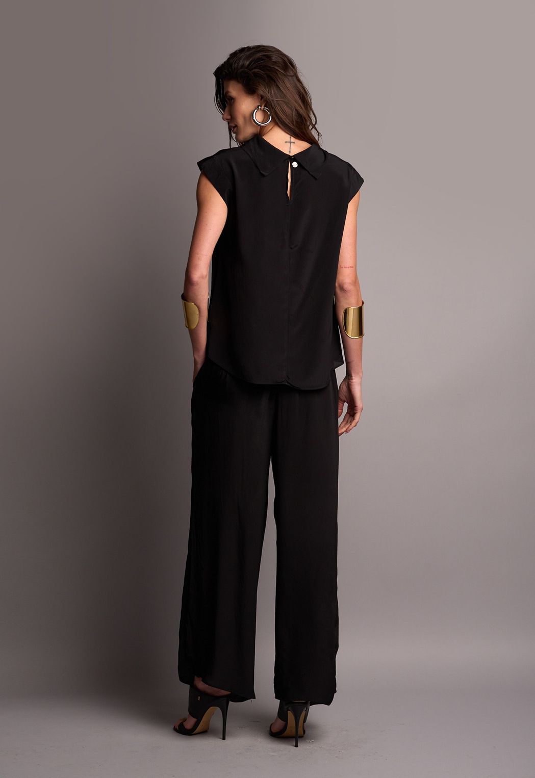 Blusa Crepe Preto Catarina CB