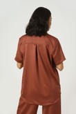 Camisa Básica Satin C23 2 Bourbon Satin