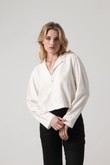 Camisa Cropped Linho ML  Lili Off Soft 2