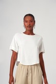 Camiseta cropped April 5 - Off Soft