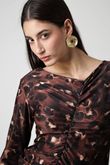 Blusa Drapeada Chalie Fluity Onça
