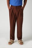 Calça Alfaiataria Pregas Flip Choco Alfaiataria