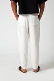 Calça De Pregas e Cordão Yon Off White Linho