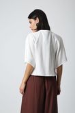 Blusa Manga Morcego Dalia Off Linho