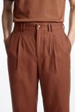 Calça Pregas Givy Marrom Linho