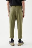 Calça Carrot Fit Pregas Jimy 3 Militar Lyocel PD