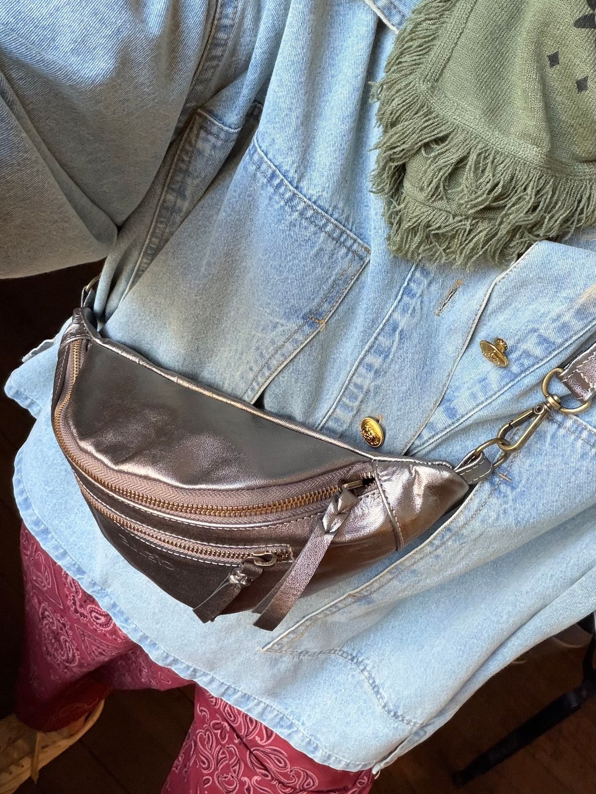 Pochette Banane Billy Prateado