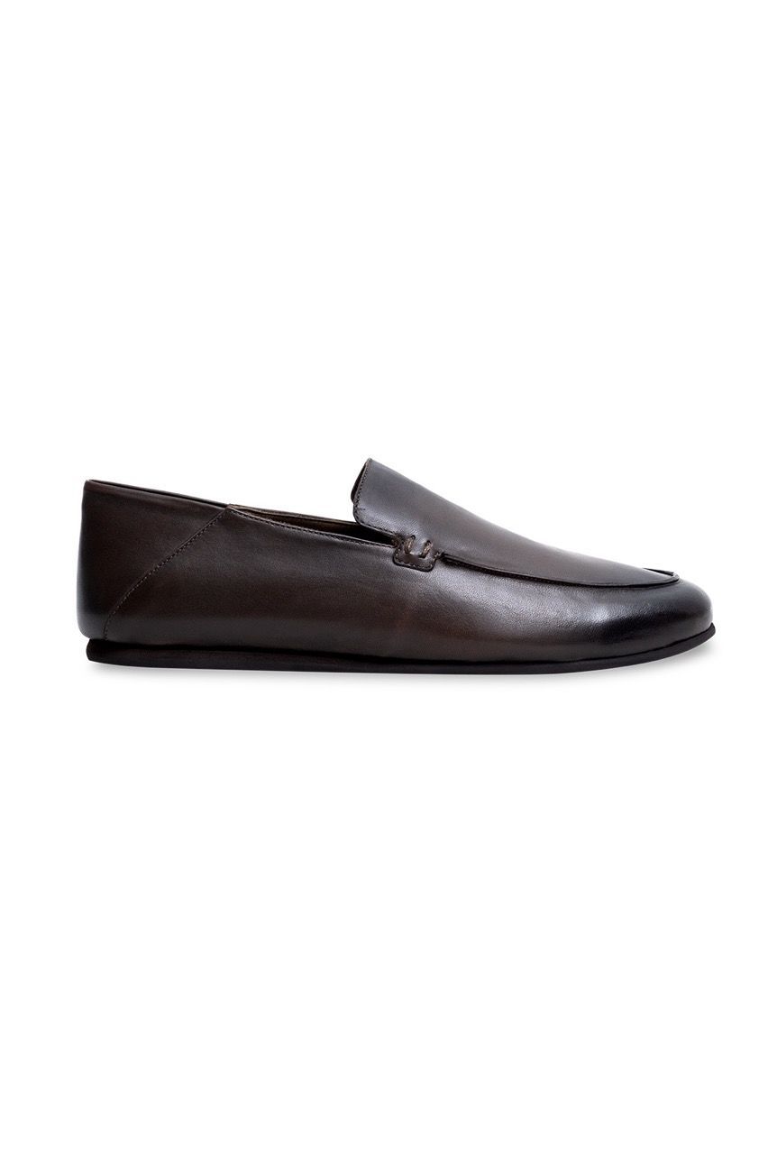 SAPATO SLIPPER DE COURO