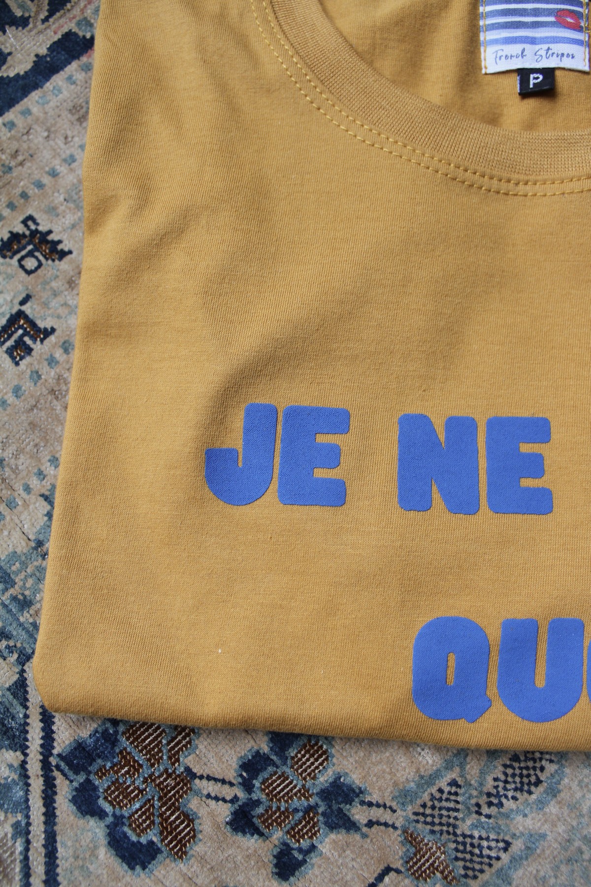 camiseta-je-ne-sais-quoi-french-stripes