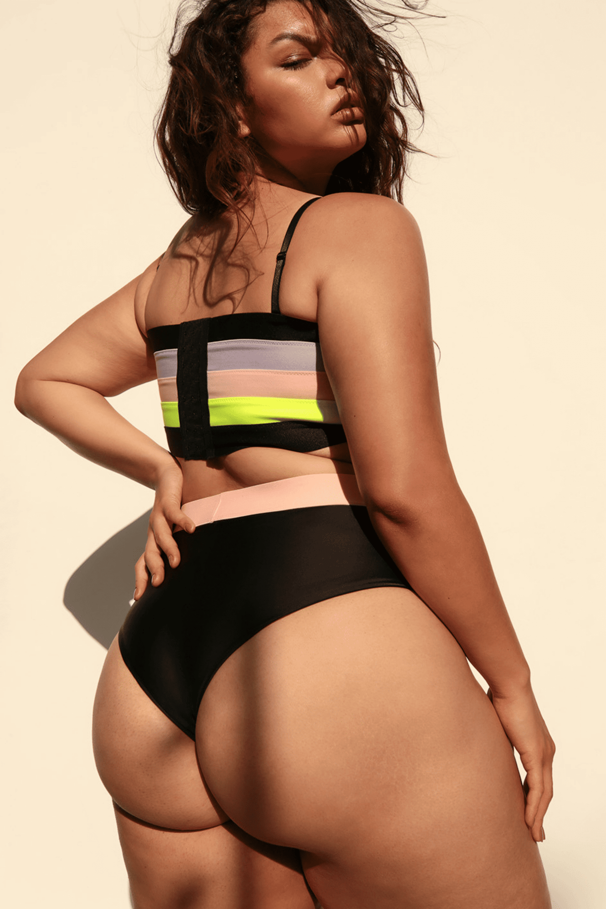 Calcinha Ella Rising