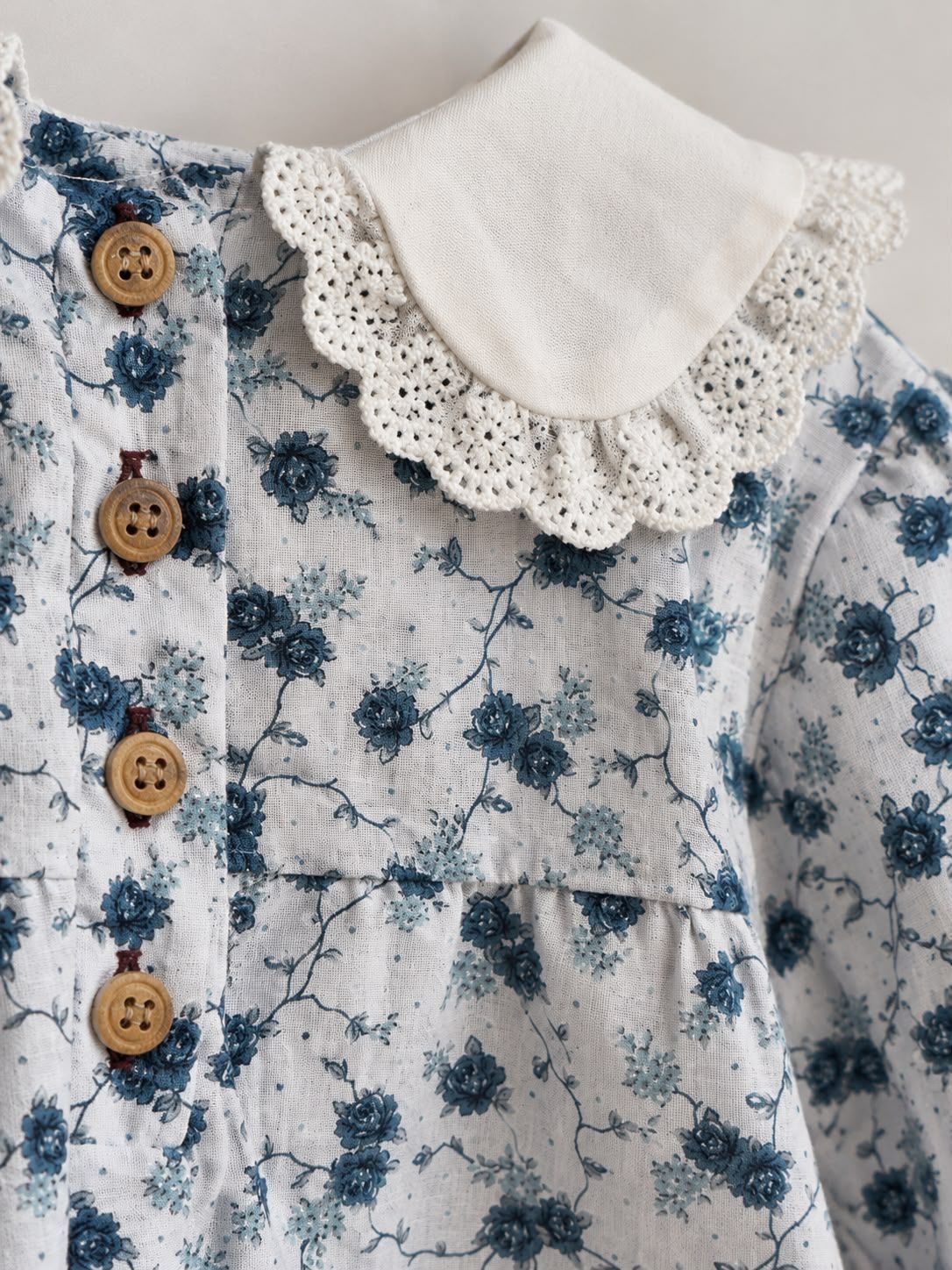 BOMBER COLETTE FLOR AZUL