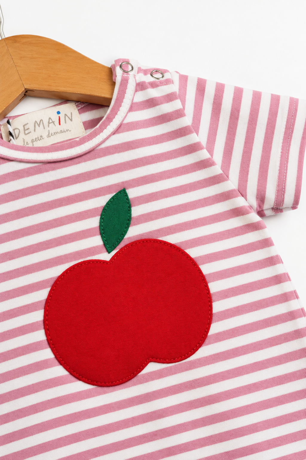 BODY TSHIRT LISTRADO MAÇÃ