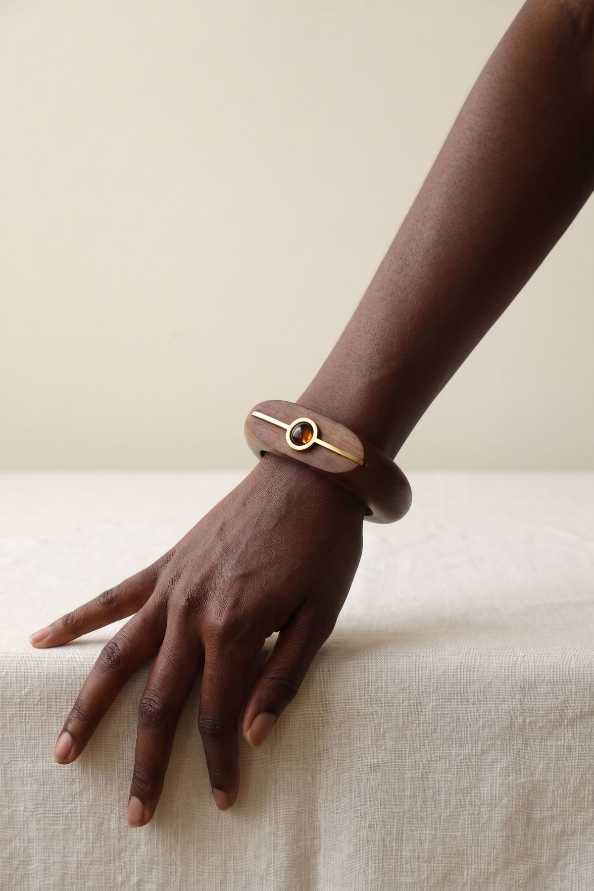 Pulseira Madeira Favo Marrom Escuro