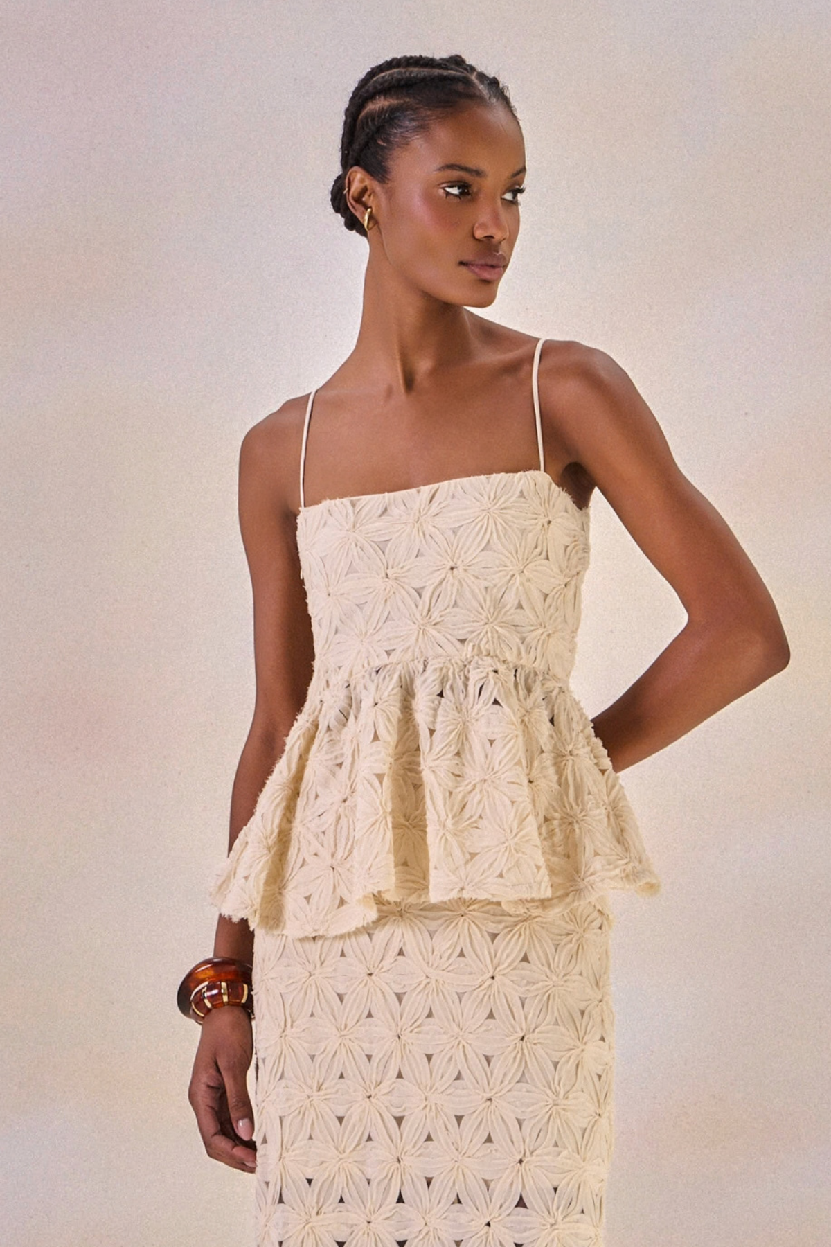 Blusa Tule Bordado Rayssa Creme