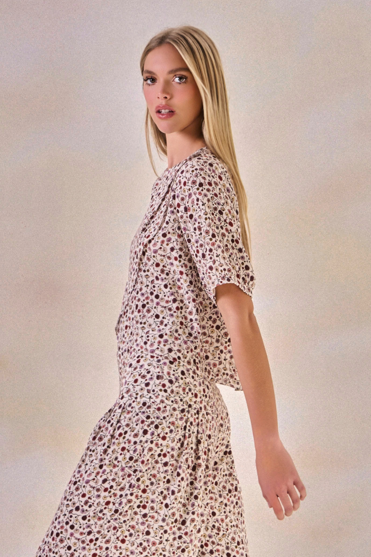 Blusa Viscose Fleur Estampa Flor Off White