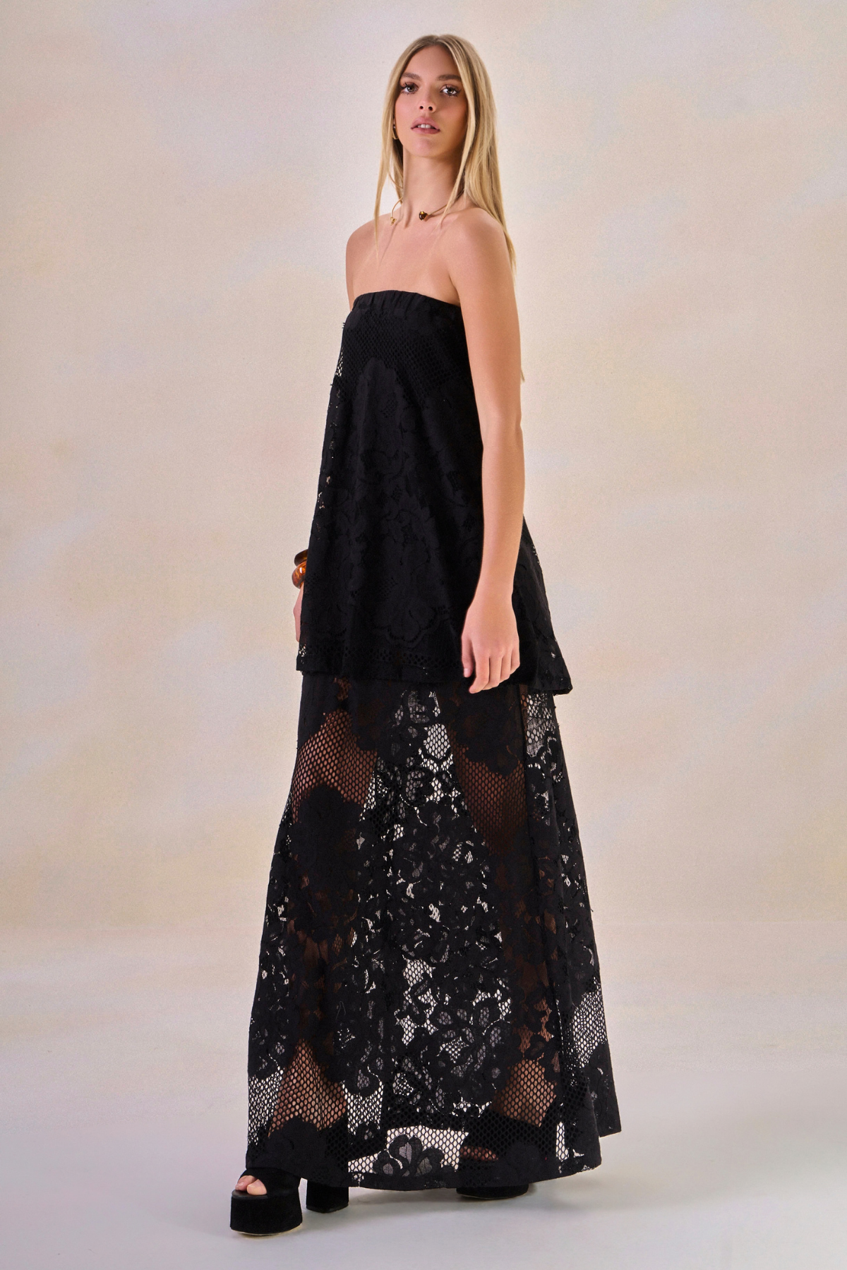 Vestido Renda Carinne Preto