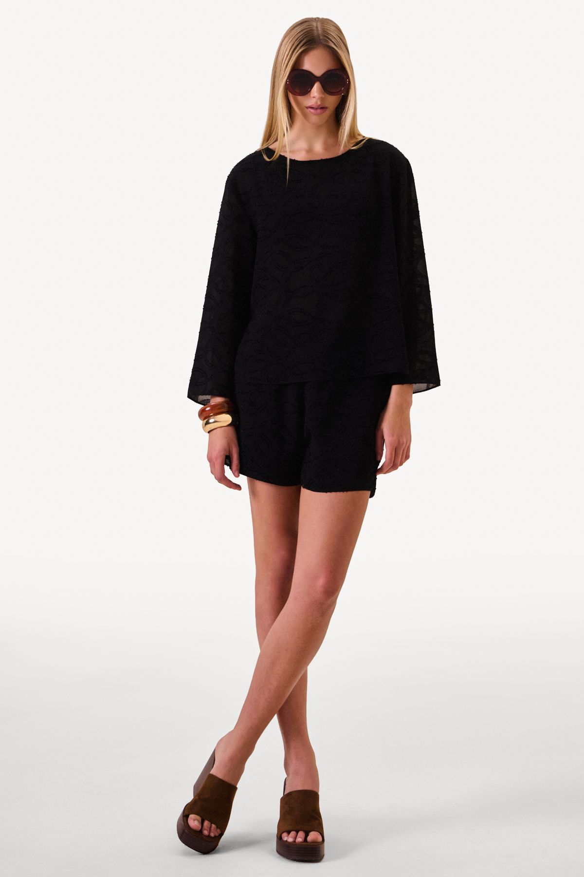 Shorts Devorê Nanci Preto