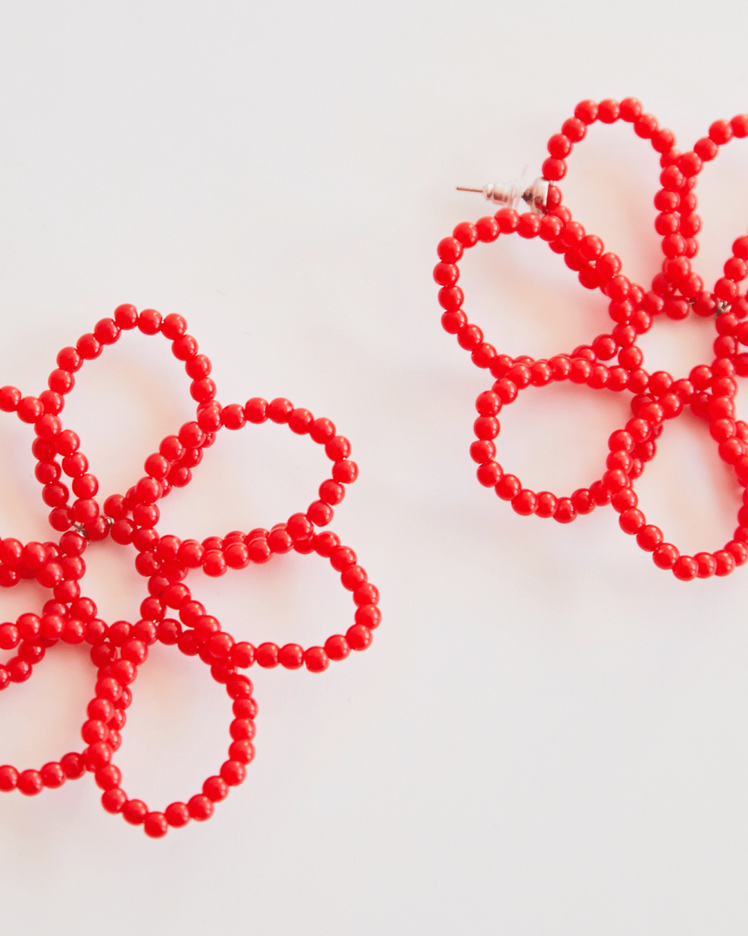 Brinco Maxi Flor Pétala Vazada Vermelho