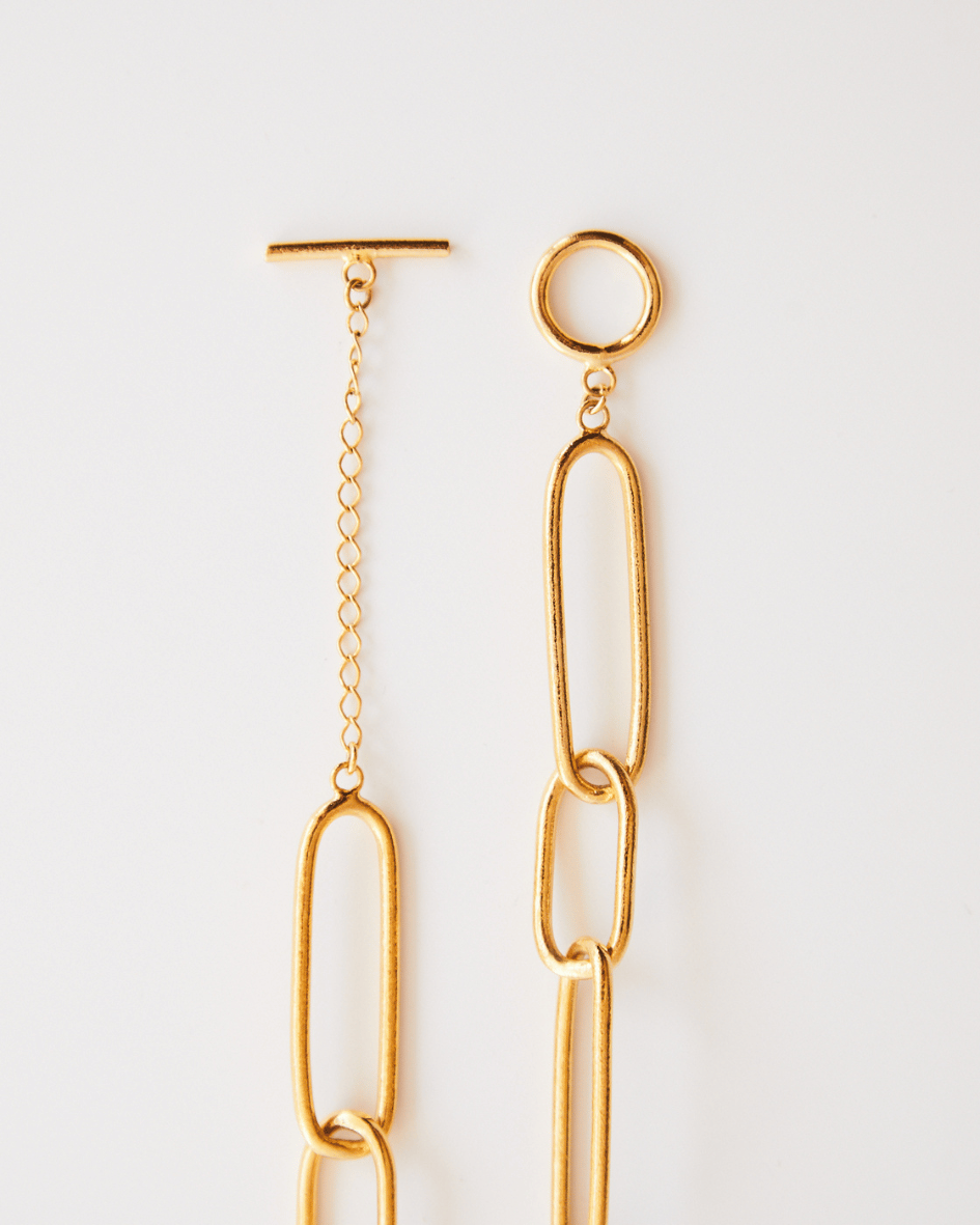 Colar Elos Alongados Fecho T Dourado