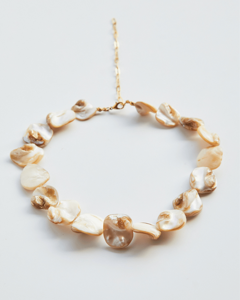 Choker Medalha Madre Pérola