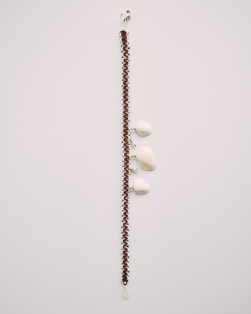 Choker Conchas Natural Macramê Bicolor