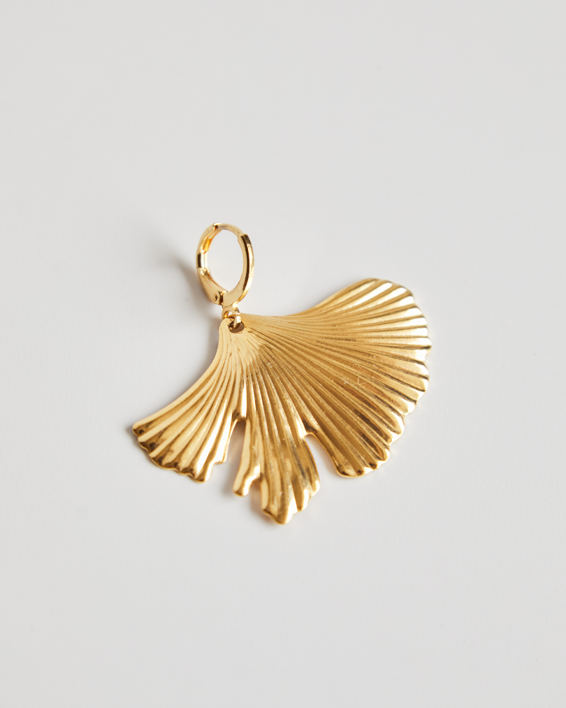 Brinco Leque Folhagem Dourado