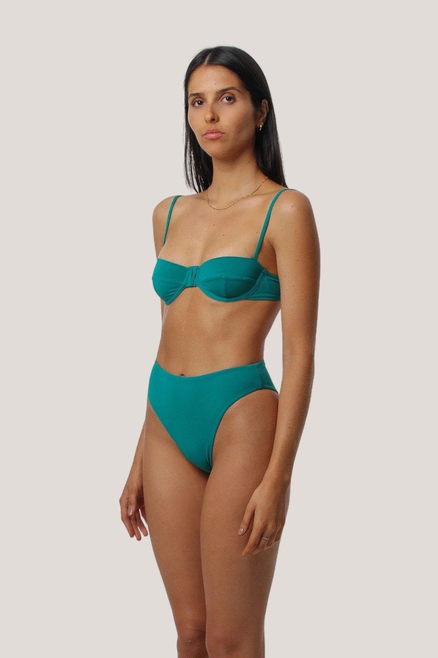 TOP VERÔNICA ESMERALDA