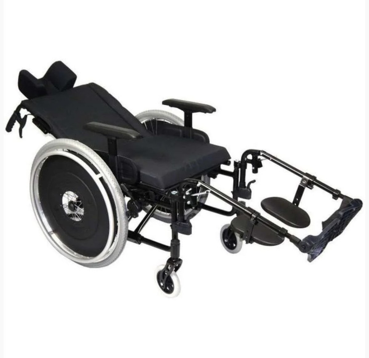 Foto do produto Cadeira de Rodas AVD Alumínio Reclinável até 120kg 