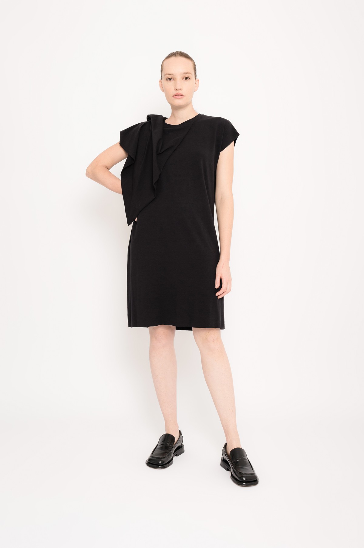 vestido em algodão modal com sobreposição | cotton modal dress with overlapped detail