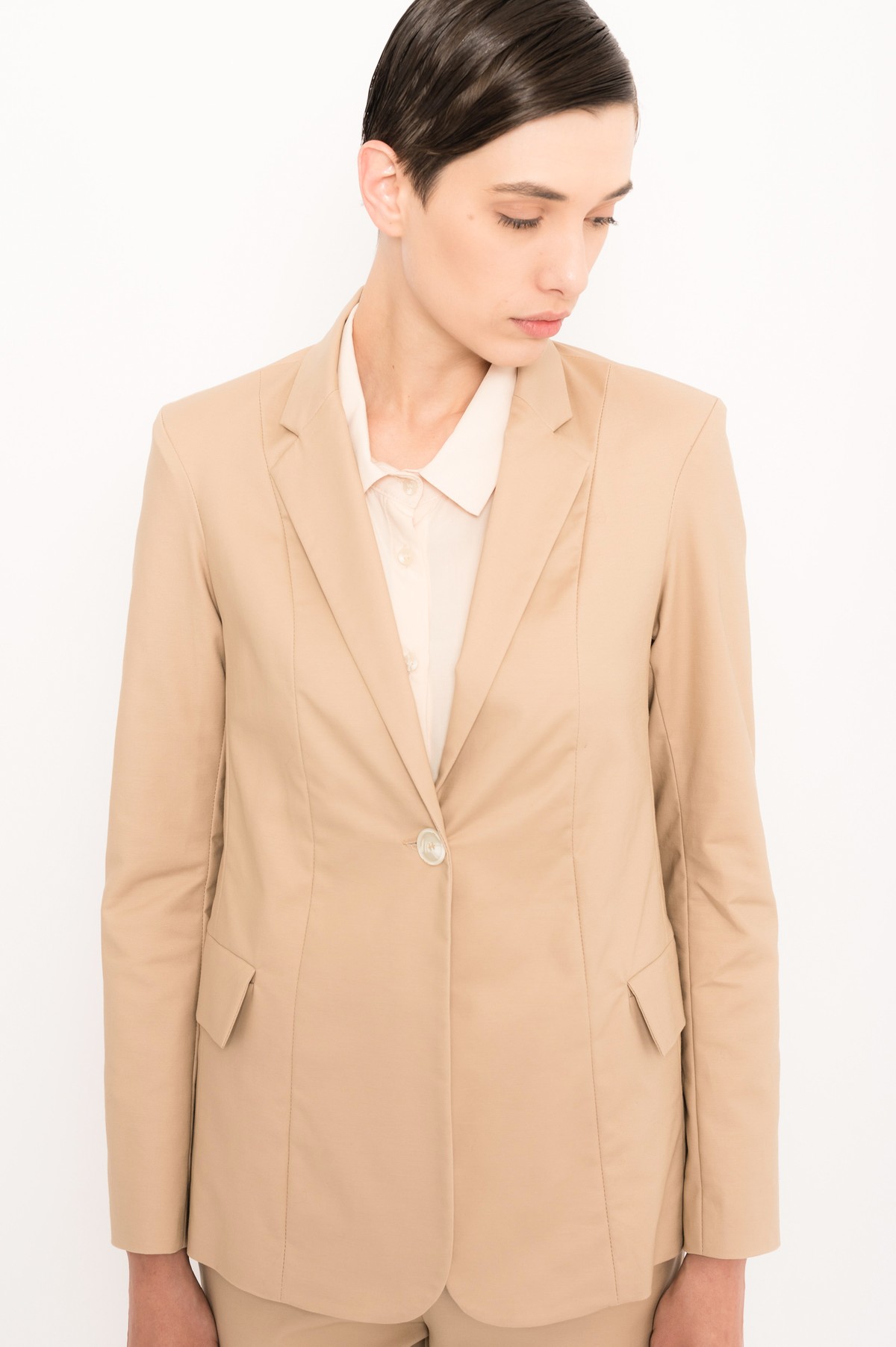 blazer em algodão com bolsos | cotton blazer with pockets