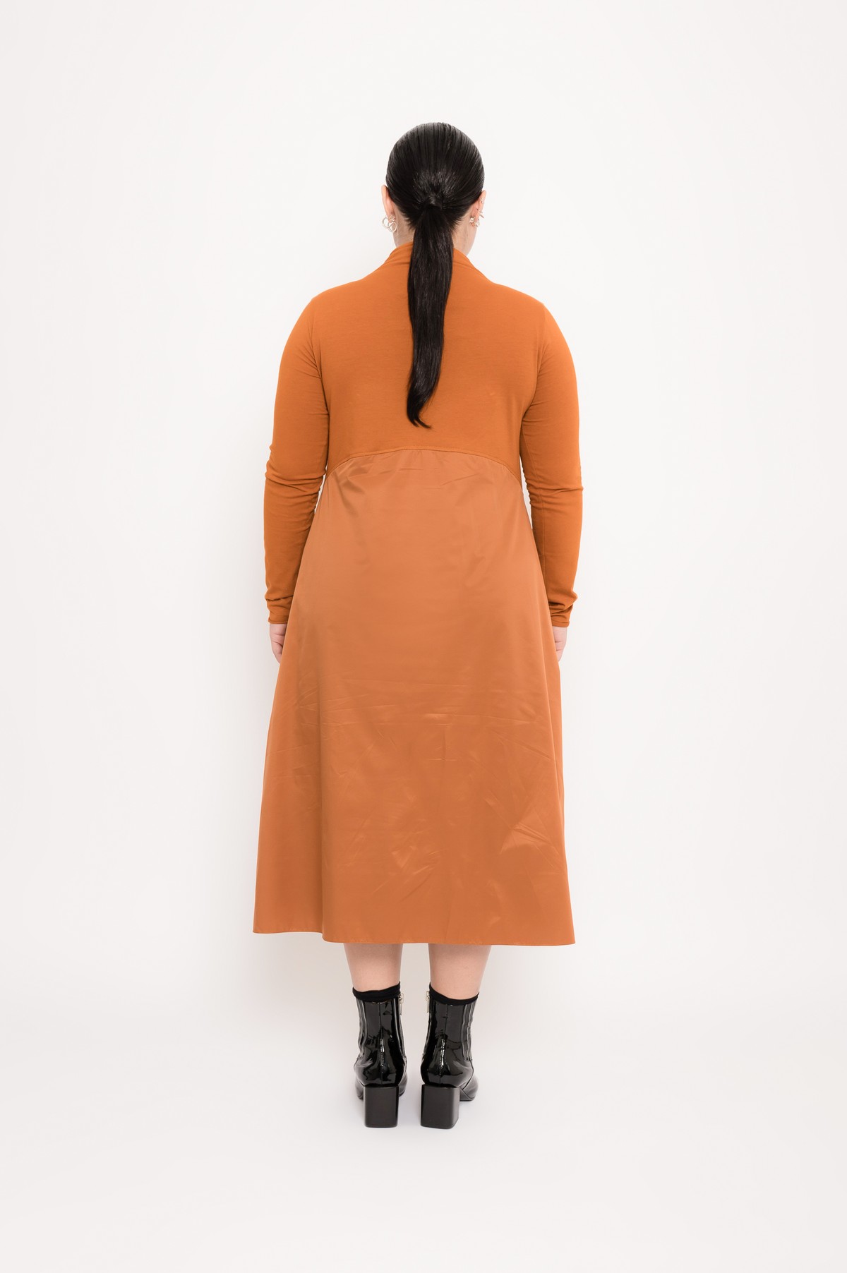 vestido em algodão com amarração | cotton jersey dress with taffeta detail