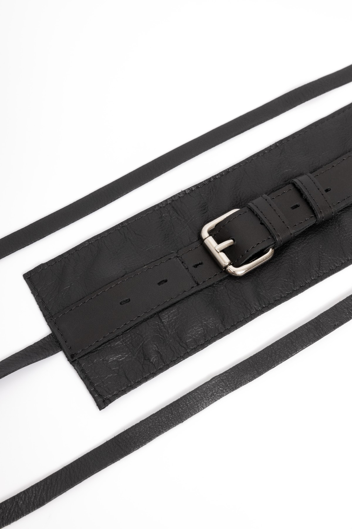 cinto com amarração e detalhe em couro | wide sash leather belt