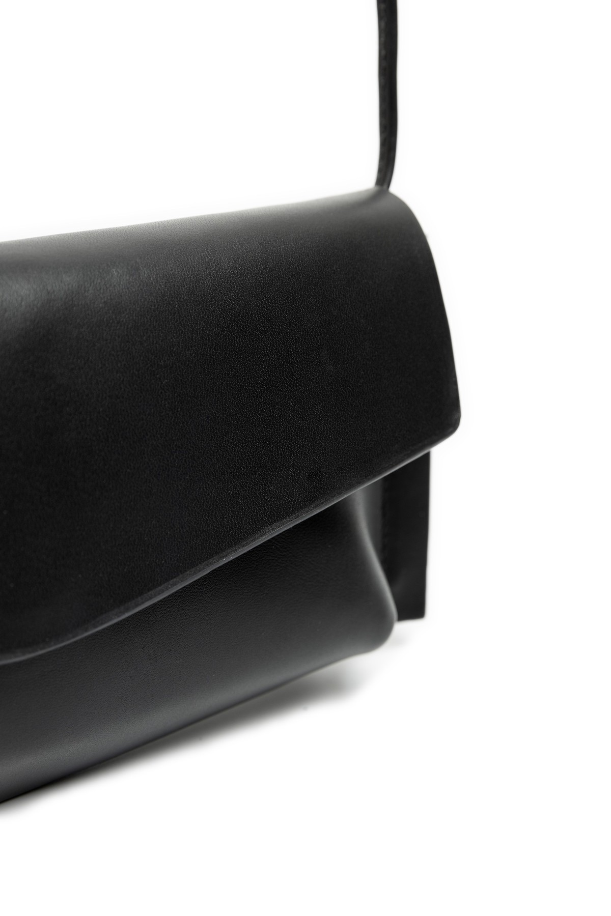 bolsa clutch em couro com alça | clutch leather bag with strap