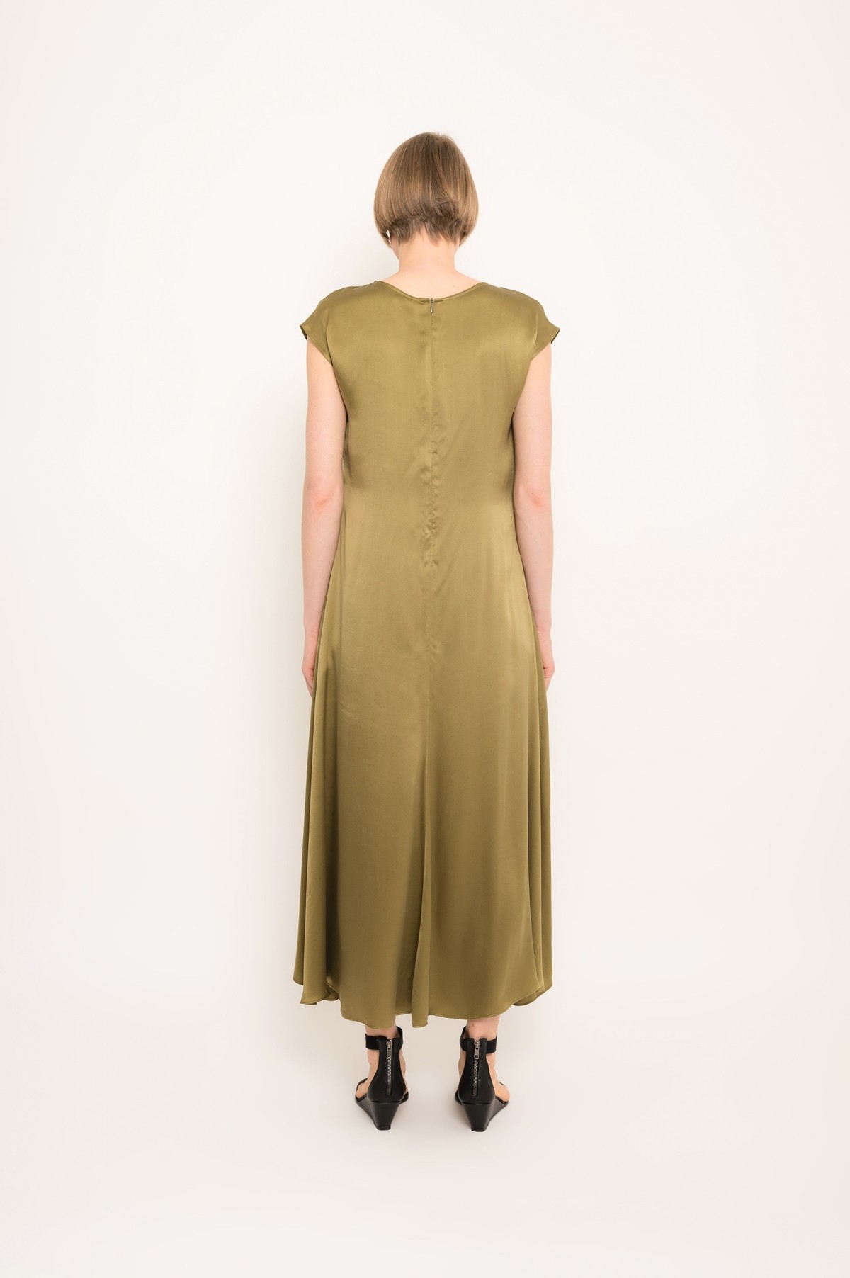 vestido longo evasê em seda | silk A-line long dress