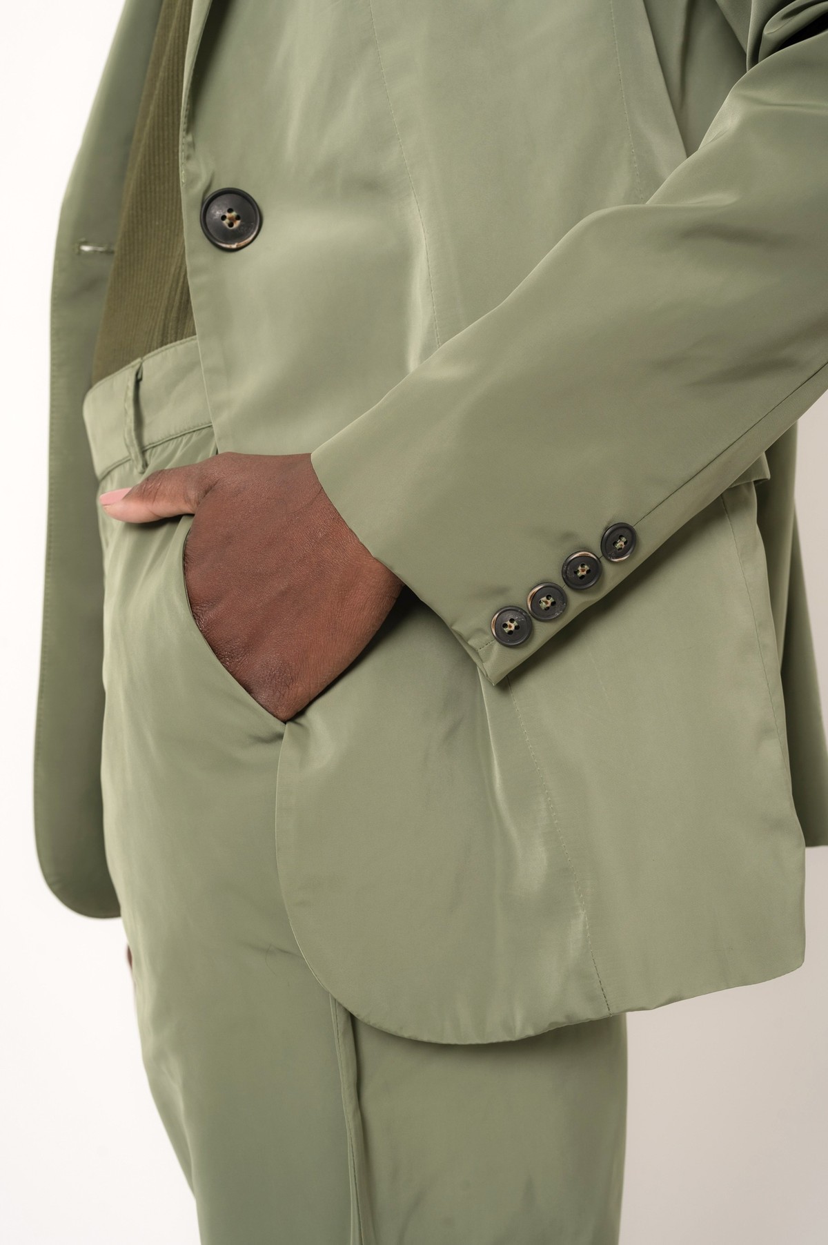 blazer em tecido tecnológico reciclado | recycled polyester tailoring blazer